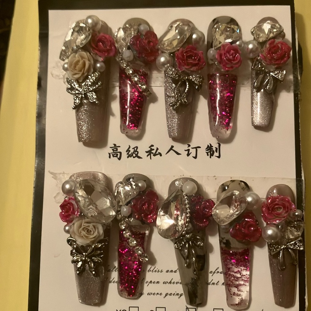 Elegant Floral aquarium Nail Set